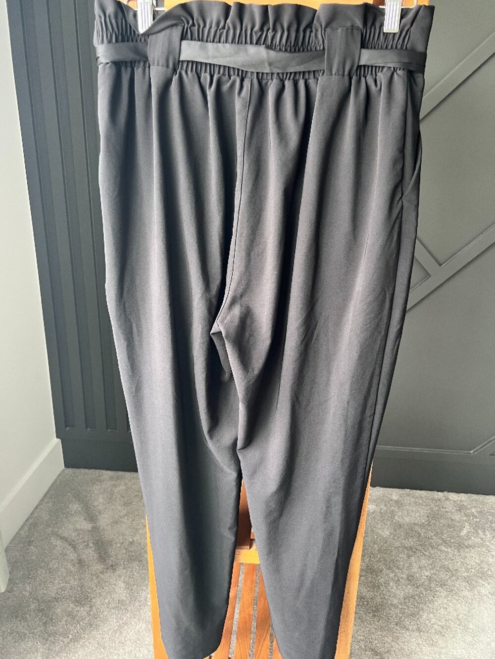 Women's paperbag straight leg pants in black